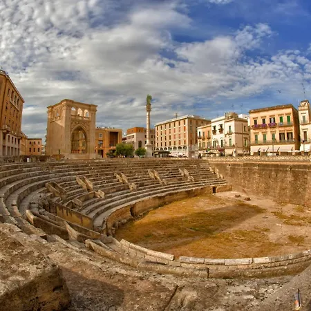 Plaza * Lecce