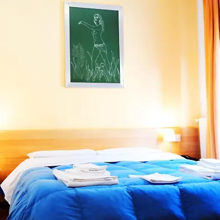 Plaza Bed and Breakfast Λέτσε